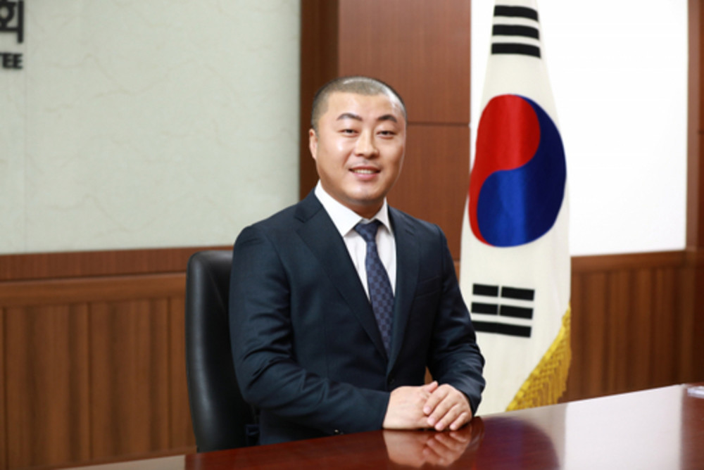 지역아동의 든든한 멘토 김진혁씨..."아이들 도전하는 모습에 행복해"