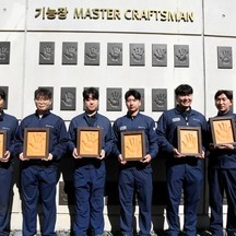 (주)디엔솔루션즈 기업 속 사진